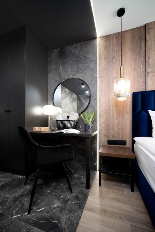 Jacuzzi Apartment Main Square Cracovie Extérieur photo