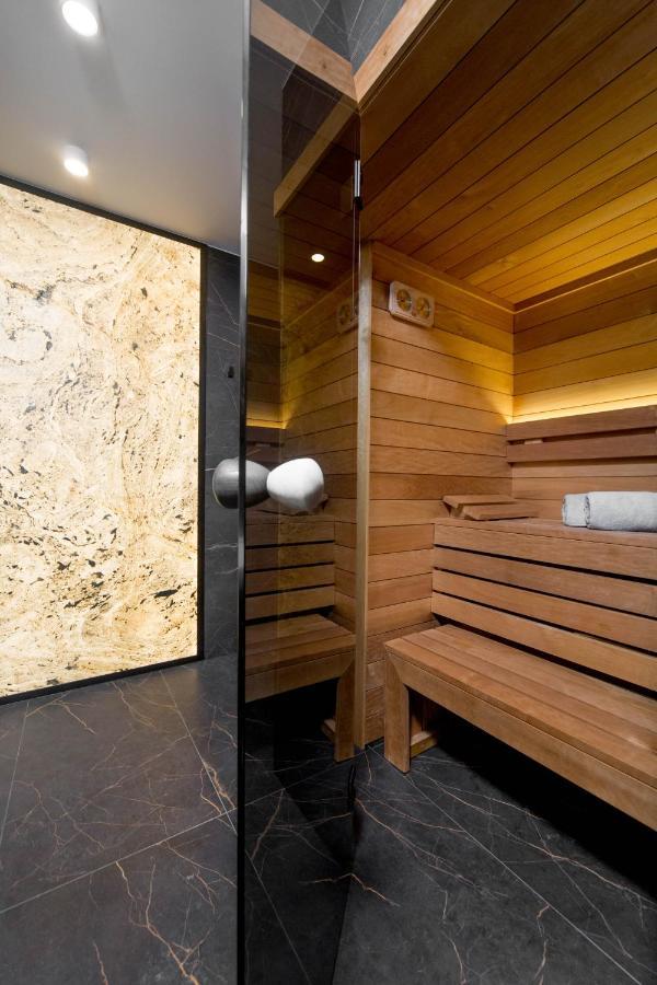 Jacuzzi Apartment Main Square Cracovie Extérieur photo